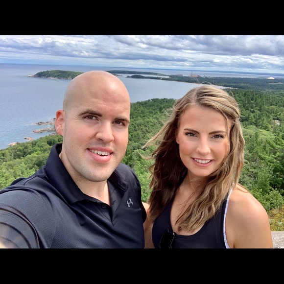 Meet your Posher, Lindsay - Picture 2 of 2